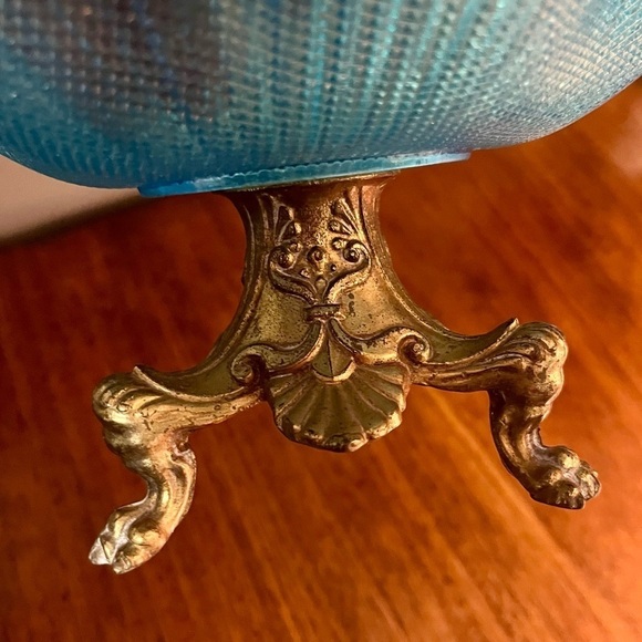 Vintage Blue Venetian Glass Bowl With Brass Stand Gold
Trim Italy 5" H x 9.75" D - Picture 8 of 8